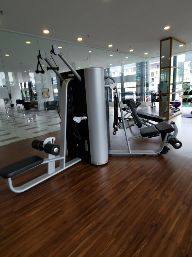 Landmark Stunning High Floor Coast View Studio #Netflix #Fast Wifi Tanjung Tokong 외부 사진